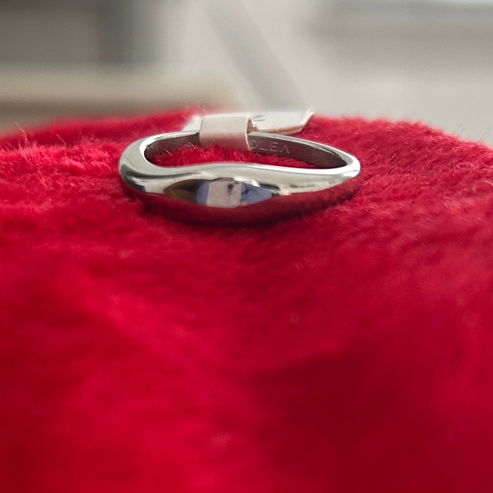 Atolea Designer beachwear silver‎ wavy ring Ring
